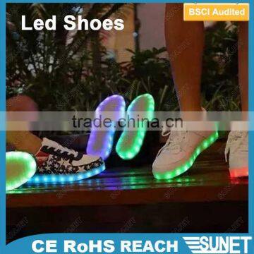 2016 wholesale new design lighting shoes with led lights adult