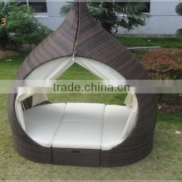 All weather rattan garden daybed