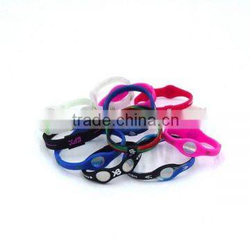 debossed glow in the dark silicone bracelet making