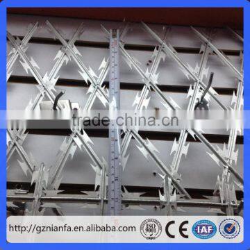 Stock galvanized diamond mesh barbed wire fence lobster and shrimp traps razor barbed wire(Guangzhou Factory)