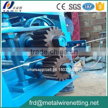 Excellent crimped net machine attractive and reasonable price