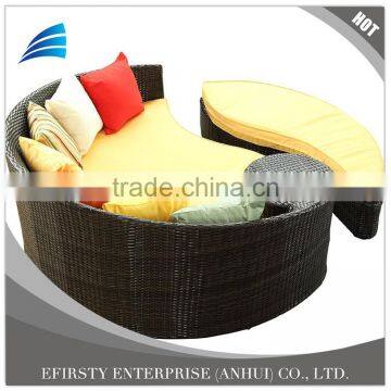 Round Rattan Outdoor Day Bed Outdoor Furniture photo-3
