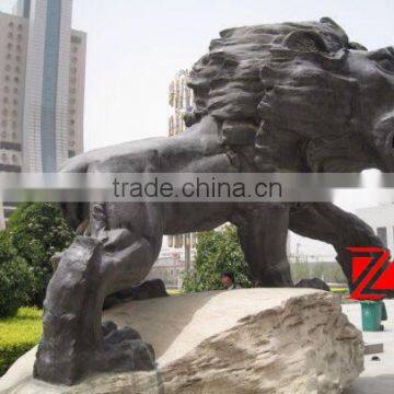 Fierce Giant Lion Sculpture photo-2