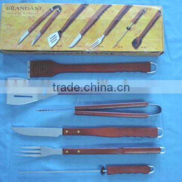 6 pcs BBQ tool set with wooden handle