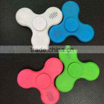 Bluetooth Speaker Fingertips Gyro Can be Charged With LED Lights Music Gyro Decompression Artifacts Toys Creative photo-2