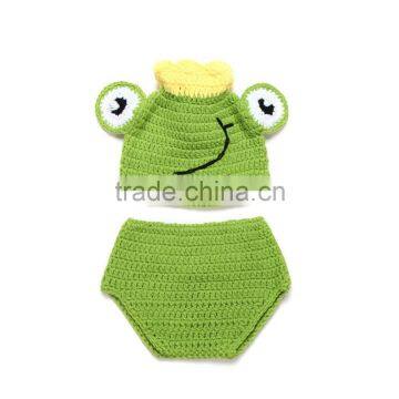 2014 baby girl crochet christmas hat set frog hat with diaper