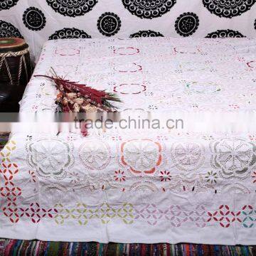 Handmade Applique Bedding White Cutwork Kantha Quilt Indian Cotton Bedspread Handstiched Kantha Work Bed Cover