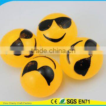 Hot Selling High Quality Novelty Design Emoji With Flying Kiss Face Splat Ball Toy photo-3