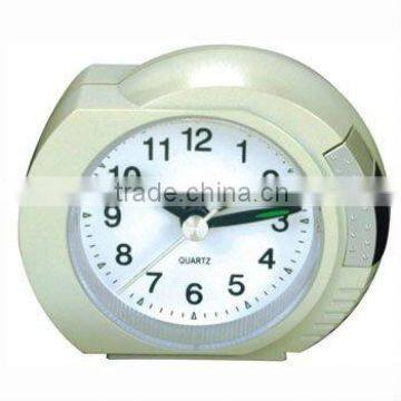 analog sweep alarm desk clock