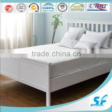 Waterproof polyester cotton Kroean mattress protector with skirt/ hospital mattress protector