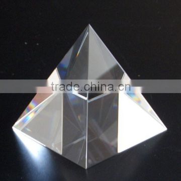 Crystal Pyramid Paperweight With Personalized Logo For Business Gifts