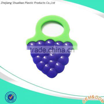 purple color grapes bpa free silicone fruit grapes baby teether