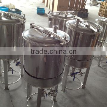 Stainless steel beer fermenter wit ferrule,tri-clamp,thermometer,legs