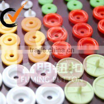 Plastic snap buttons supplier