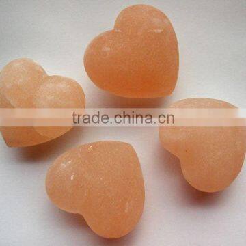 HIMALAYAN ROCK SALT HEART SOPA