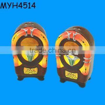 Resin Jukebox Shape Salt & Pepper Shaker Set