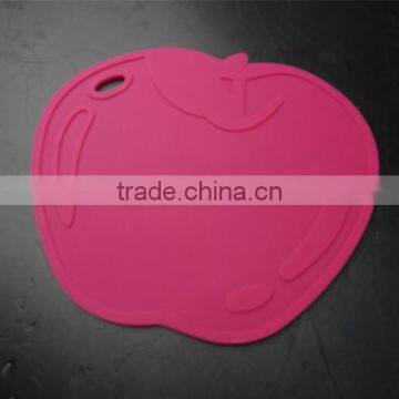 16139 Apple Shape Unti-skidding Table Silicone Mat photo-6