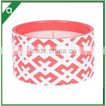 Organic Scented Candle in Ceramic Vessel With Wood Lid and Gift Box photo-4