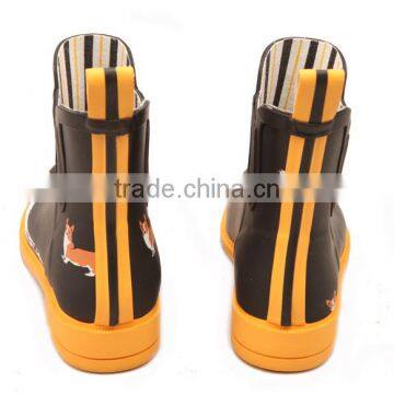 Black Upper Yellow Rubber Outsole Lovely Dog Printed Chelsea Style Elastic Gore New Style Girls Rain Boot Shoes Wellies photo-5
