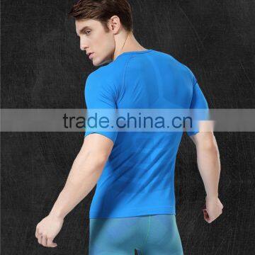 Seamless Gym Apparel Men T-shirt Print Short Sleeves With Comfortable Wicking Fibres Feature From Fujian photo-3
