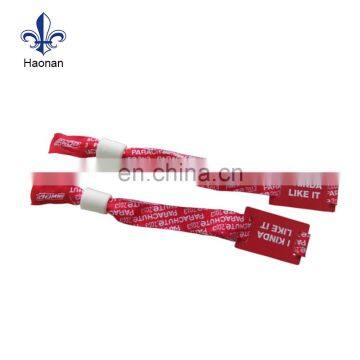 China Custom Design Wristband With QR Code photo-5