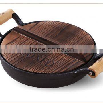 Round two wooden handles cast iron pre-seasoned frying pan manufacturer