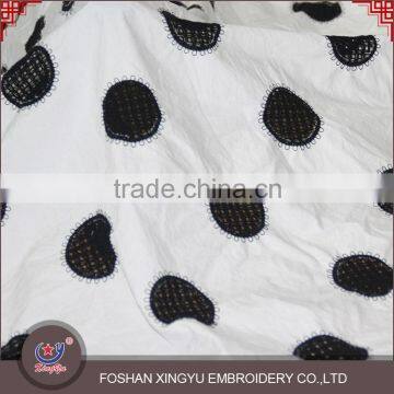 Fashion Round Black Flower Pattern 100% Cotton Chemical Guipure Cheap Lace Fabric for Garment Dress photo-2