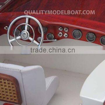 RIVA AQUARIVA WOODEN MODEL SPEED BOAT