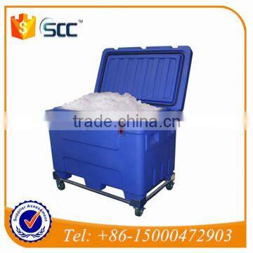 Rotomoulding plastic dry ice bin cooler, well-insulated container for dry ice cooling