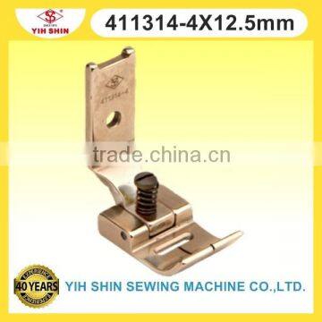 Industrial Sewing Machine Parts SINGER Machine ZIG-ZAG Feet 411314-4X12.5mm Presser Feet