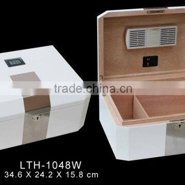 Cigar Humidor Cedar Wood Box photo-3