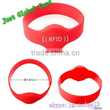 ISO117816 HF 13.56Mhz Adjustable Silicon Wristband for Party