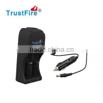 Hot Selling Portable Battery Charger Tr-006 for 26650 and 18650 Rechargeable Battery photo-4