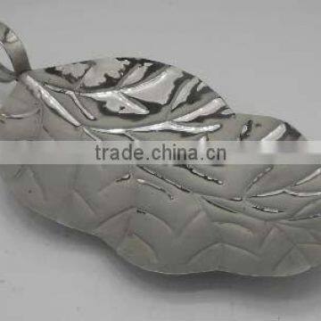 Aluminum Metal Dish Leaf Design