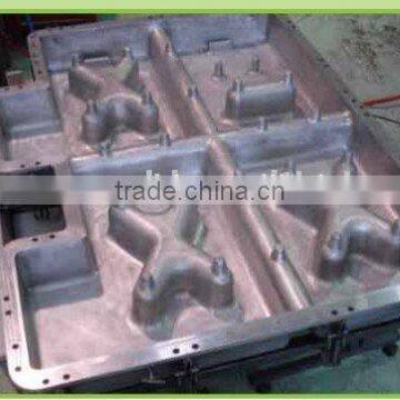 Mould for plastic rotational moulding