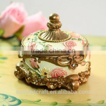 Relief process court design resin wedding favors and gifts trinket box