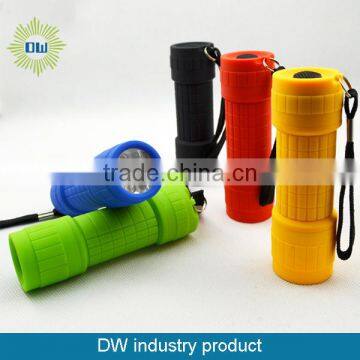 9LED Plastic Led Round Flashlight photo-4