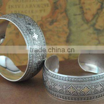 2016 Antique Silver Cuff Bangle New Custom Design Cuff Bangle Wholesale Cheap Zinc Alloy Bangle photo-6