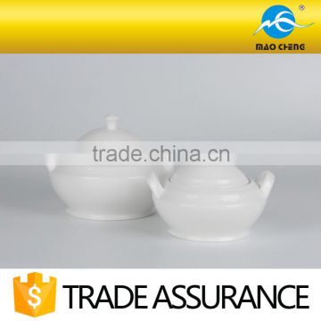 domestic chafing ceramic soup pot with lid