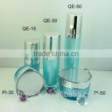 New Product Triangle Shape Cosmetic Plastic Acrylic Cream Jars And Lotion Bottles                        
                                                Quality Choice