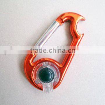 ALUMINUM CARABINER W/FLASH AND OPENER