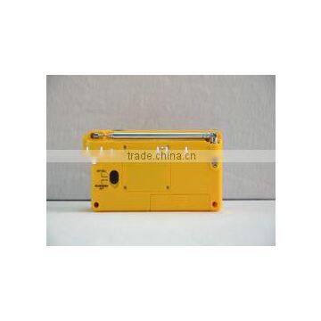 Compact Dynamo Crank Radio Flashlight, Self Powered, Emergency Siren, Phone Charger photo-5