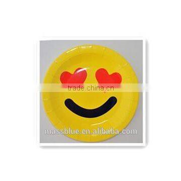 Yellow color paper plate with two loving heart expression