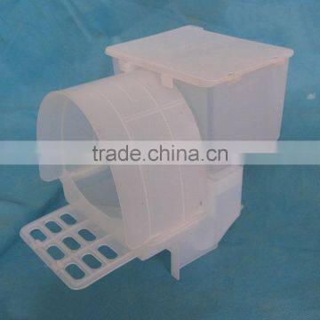 Automatic feeder for poultry (pigeon feeders)