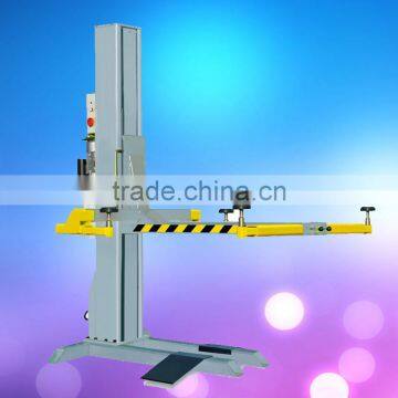 Pneumatic and hydraulic single post car lift