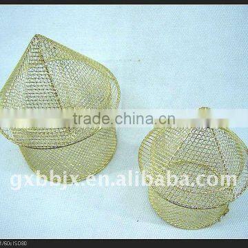 Gold iron wire decorative mushroom crafts and baskets