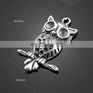 Jewelry Wholesale Zinc Alloy Cute Lovely Owl Shaped Animal With Black Gemstone eyes Hollow Pendant