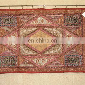 Customized Wholesale Old Sari Silk Cotton Patchwork Tapestry Wall Hangings photo-5