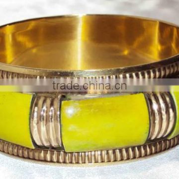 Indian Handmade Bone Brass Designer Women Bangle, Lime Green Color Bone Chips Bangle With Brass Frame 11827