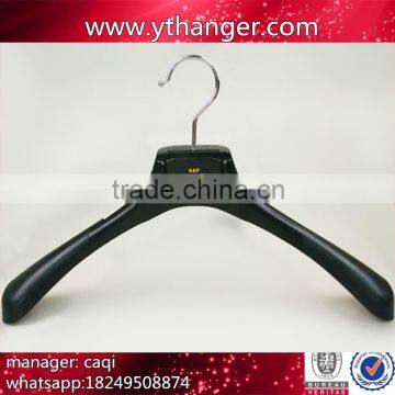 CY-669 High Material Custom Logo Plastic Hanger Black Plastic Hanger for Men Suits. Supplier's Choice